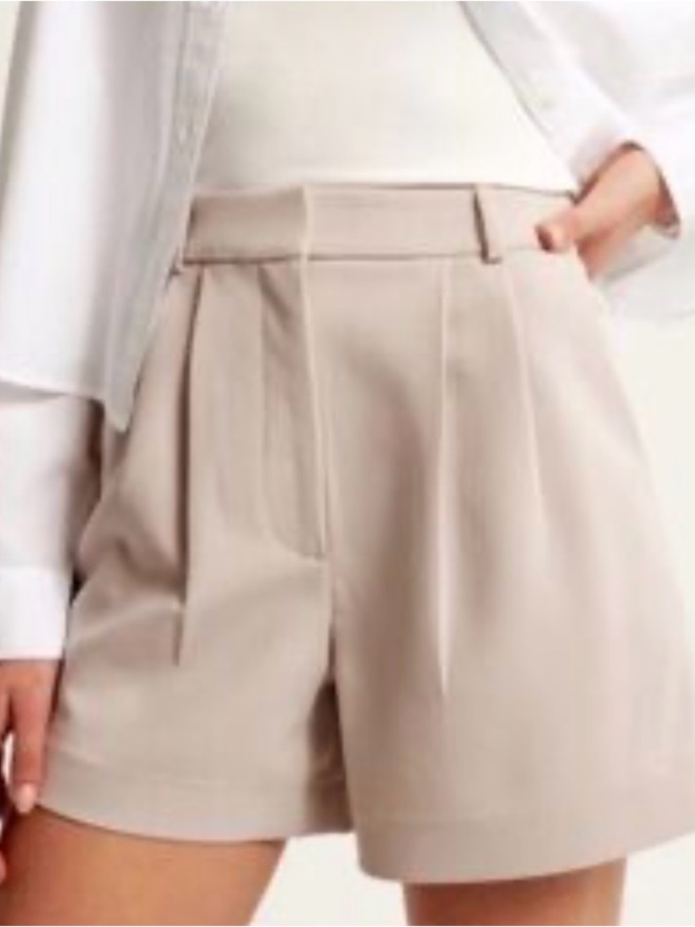 Abercrombie & Fitch Sloane Ultra High-rise tailored short Size 31/12